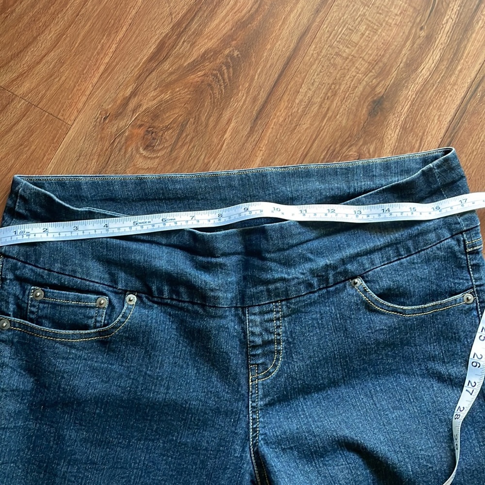 Women’s blue stresh pantsHUE - Picture 9 of 15
